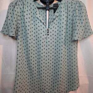 No Frills Mint Green Goemetric Pattern Short Sleeve Blouse Small